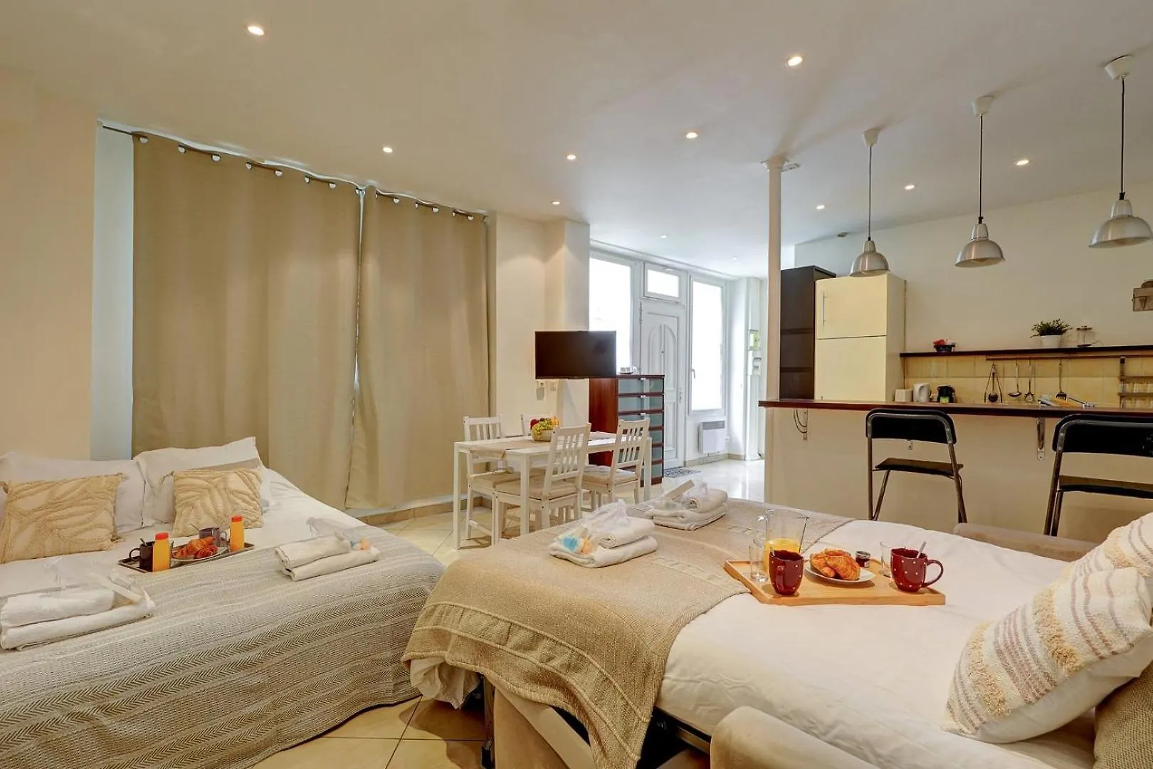 404 Charlotte - Superbe A Appartamento